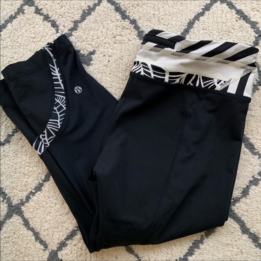 Lululemon cropped leggings